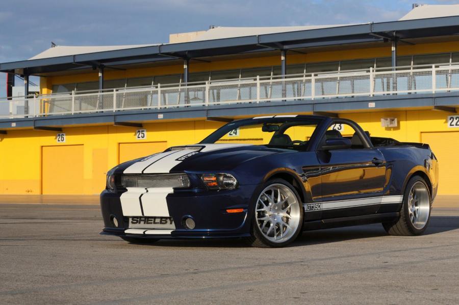  Shelby GT350 Convertible Number One 2012 года  (фото 37 из 41)